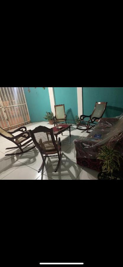 Casa Cisneros Bed & Breakfast León Екстериор снимка